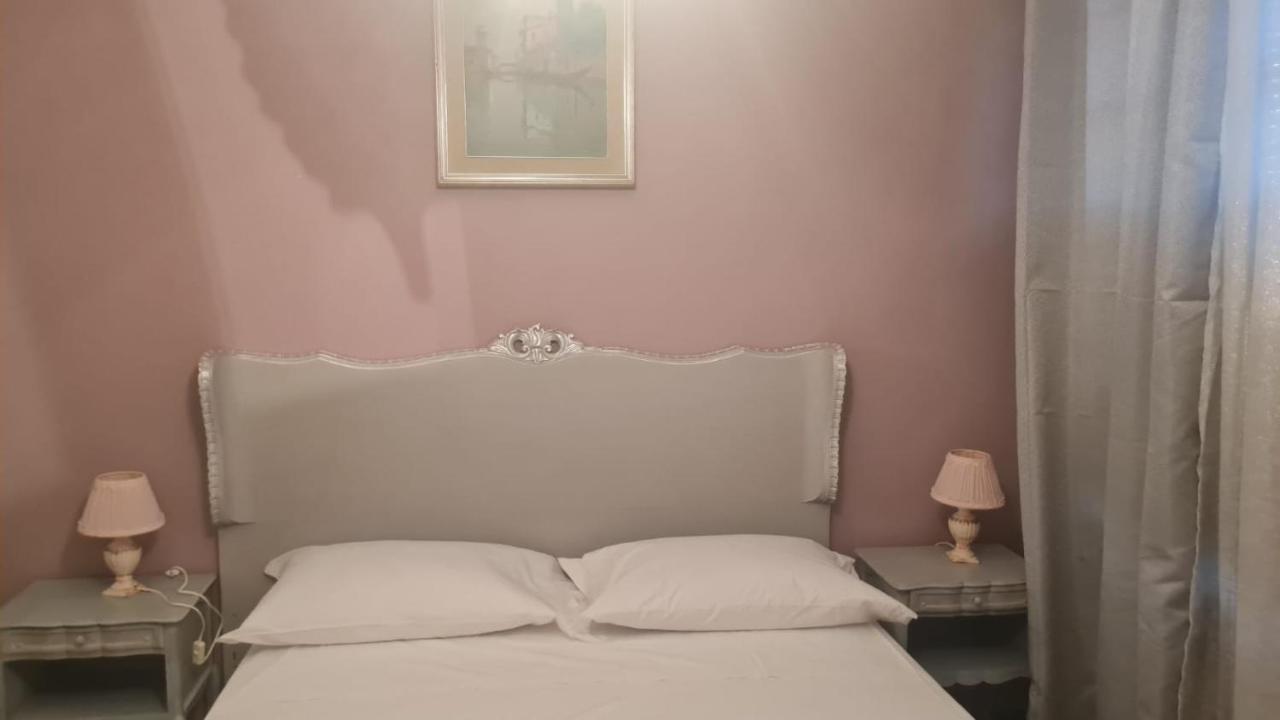 Sopra Le Poste Bed & Breakfast Arezzo Luaran gambar